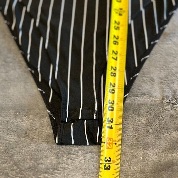 Shein Curve One Shoulder Bodysuit Women Sz 3XL Black Snap Closure.   B2 - Picture 5 of 6